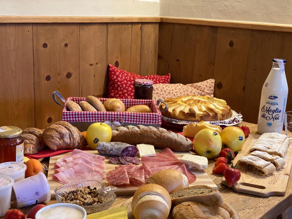 Agriturismo La Canonica Brez Eksteriør billede